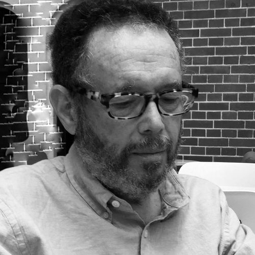 Thomas Η. Ogden